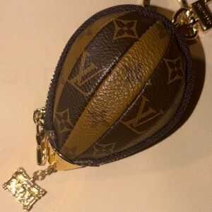 Louis Vuitton LV monogram reverse Dream Balloon bag charm keychain zip pouch